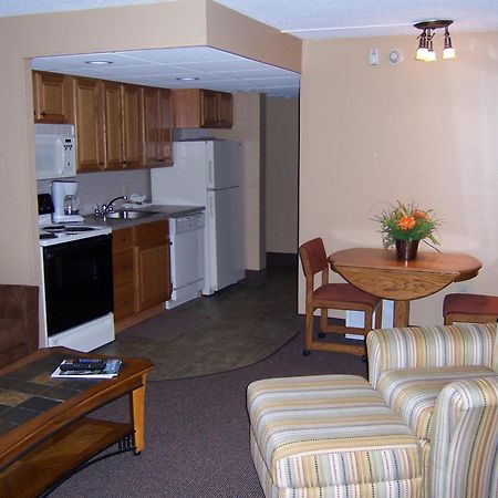 Pinestead Reef Resort Traverse City Extérieur photo